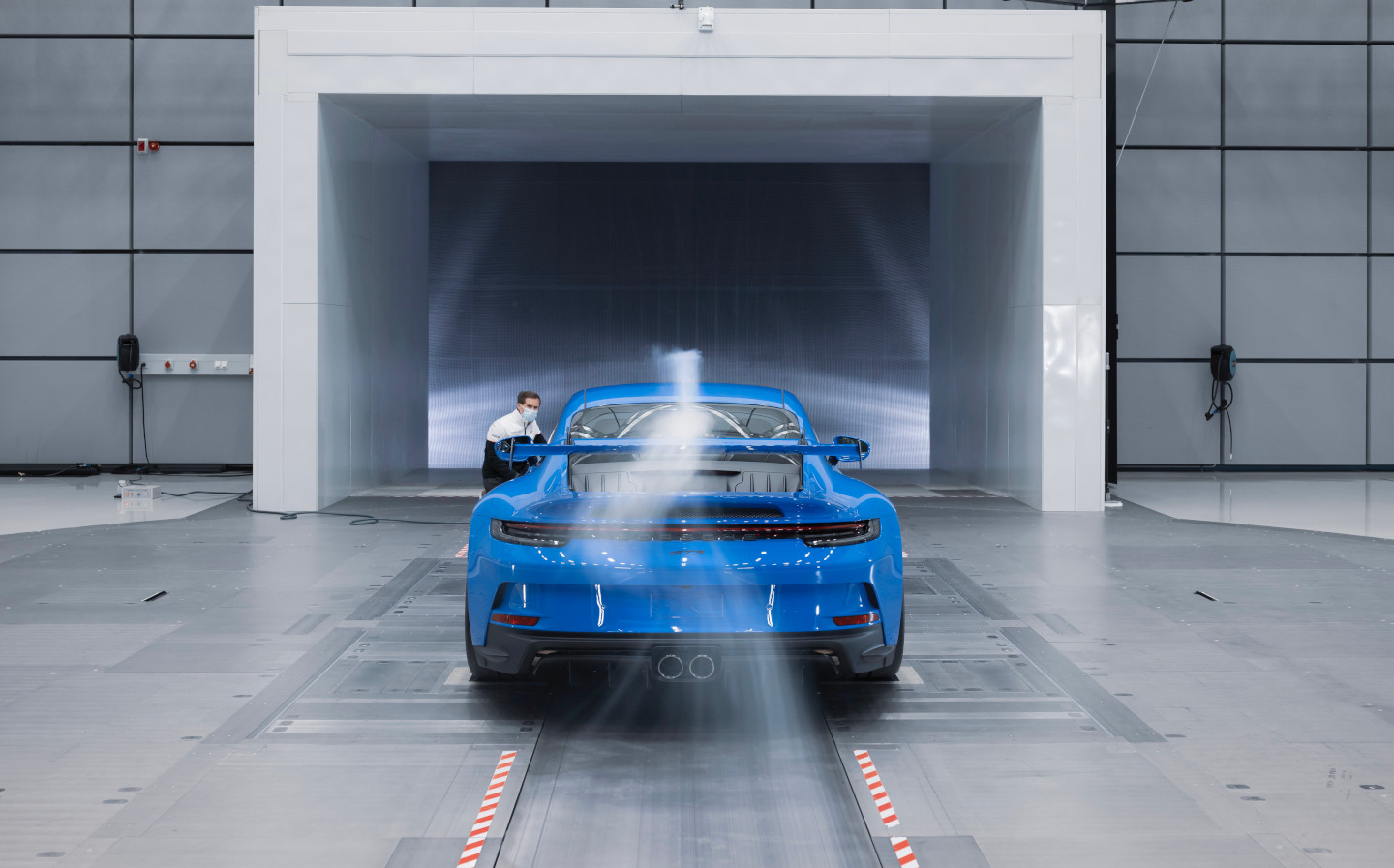Porsche ran new 911 GT3 at 186mph for more than 3,100 miles
